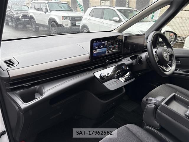 Nissan SERENA 2024 8926466-7