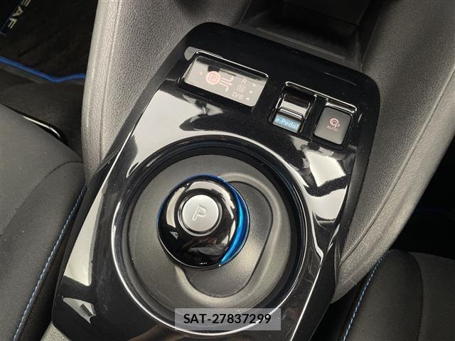 Nissan LEAF 2017 8928951-11