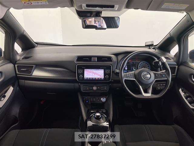 Nissan LEAF 2017 8928951-15