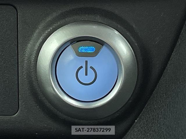 Nissan LEAF 2017 8928951-6