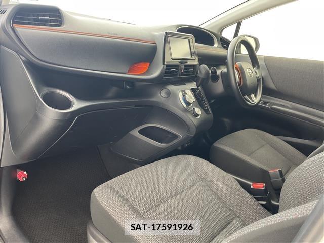 Toyota SIENTA 2022 8671382-23