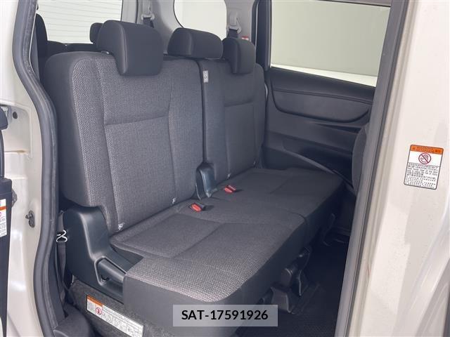 Toyota SIENTA 2022 8671382-6