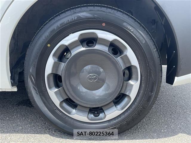 Toyota SIENTA 2022 8671388-6