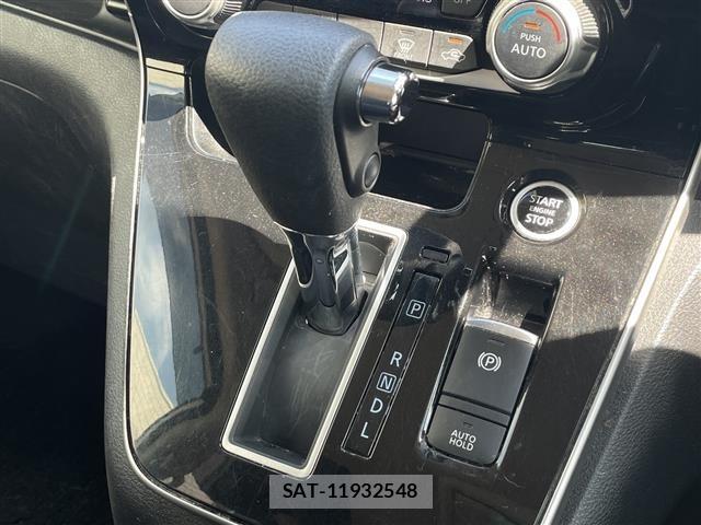 Nissan SERENA 2021 8926508-12