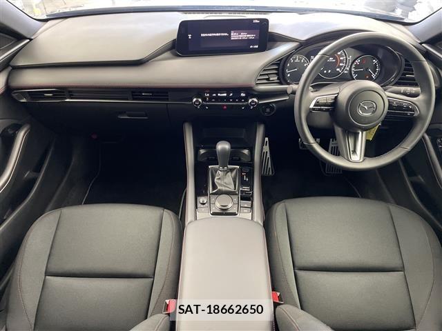 Mazda MAZDA3 2025 8909299-14