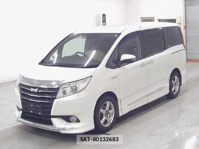 Toyota NOAH 2015 8706050-4