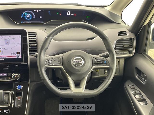 Nissan SERENA 2022 8926536-1