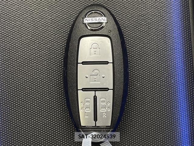 Nissan SERENA 2022 8926536-4