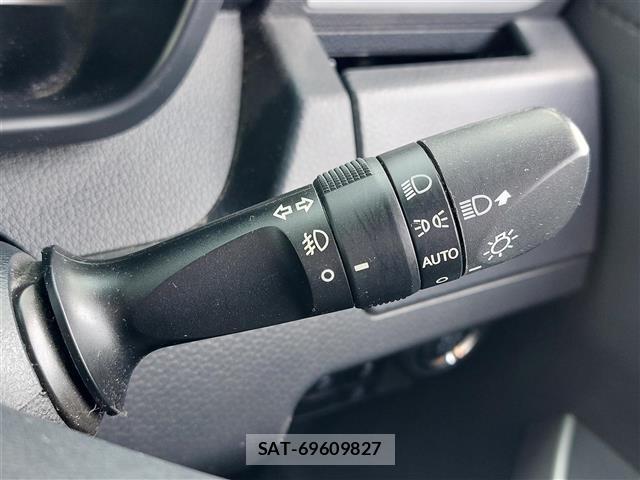 Toyota ROOMY 2018 8692438-1