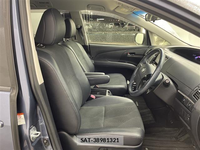Toyota ESTIMA 2015 8909155-1