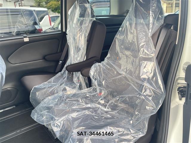 Nissan SERENA 2022 8671772-10