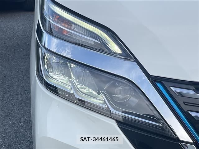 Nissan SERENA 2022 8671772-12