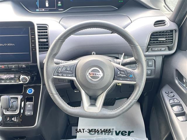 Nissan SERENA 2022 8671772-14