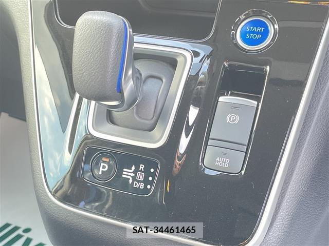 Nissan SERENA 2022 8671772-5