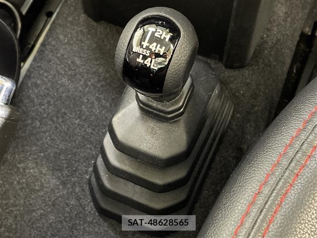 Suzuki JIMNY 2021 8932757-4