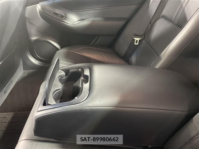 Toyota CROWN 2016 8937603-2