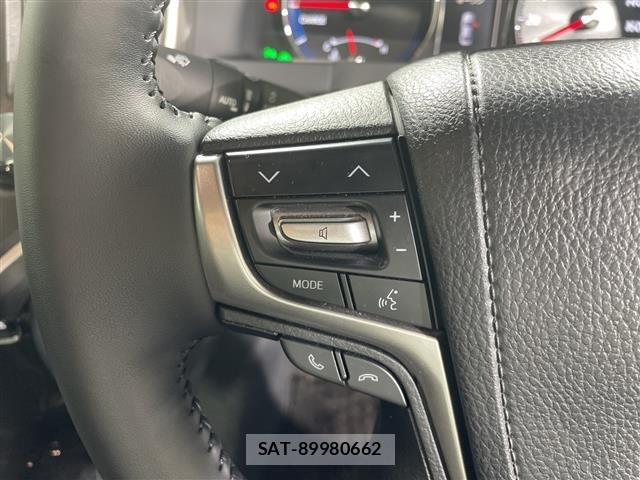 Toyota CROWN 2016 8937603-3
