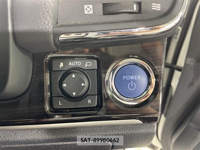 Toyota CROWN 2016 8937603-9