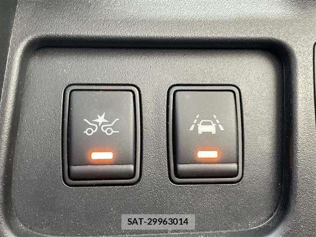 Nissan SERENA 2014 8671777-9