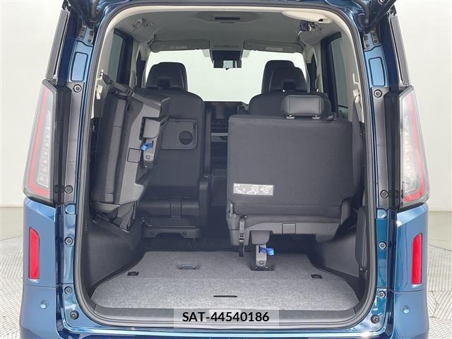 Nissan SERENA 2024 8671778-11