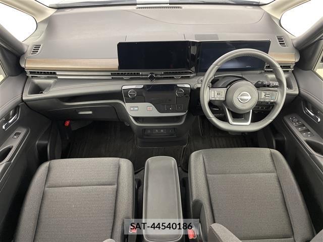 Nissan SERENA 2024 8671778-14