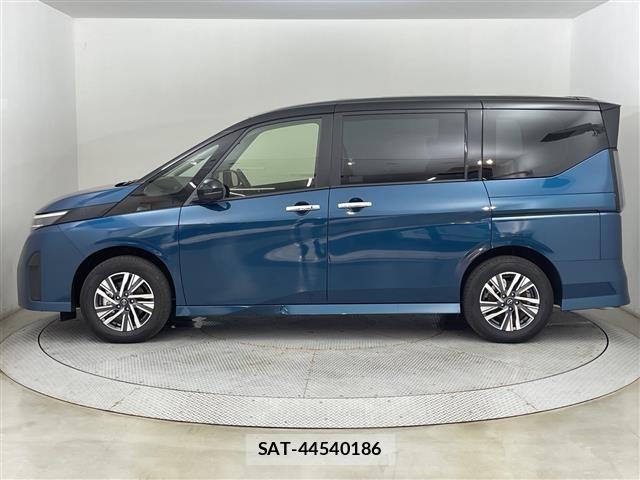 Nissan SERENA 2024 8671778-19