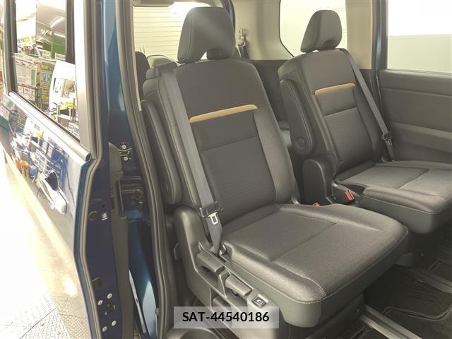 Nissan SERENA 2024 8671778-5