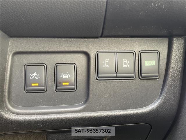 Nissan SERENA 2014 8671780-1