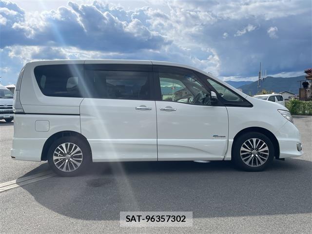 Nissan SERENA 2014 8671780-6