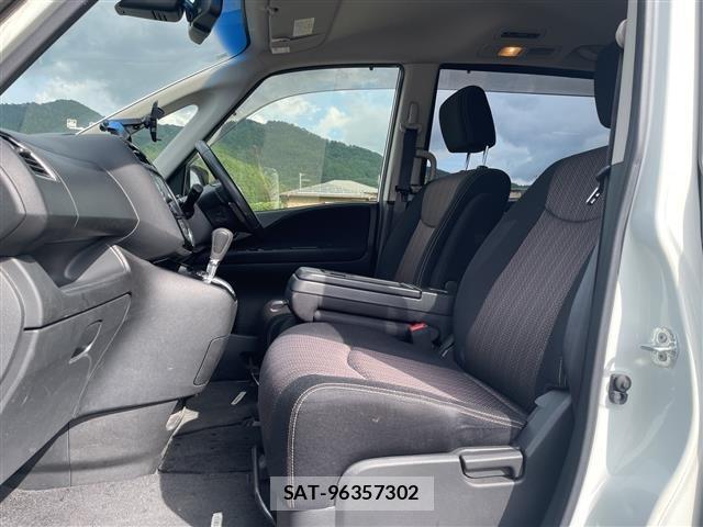 Nissan SERENA 2014 8671780-8
