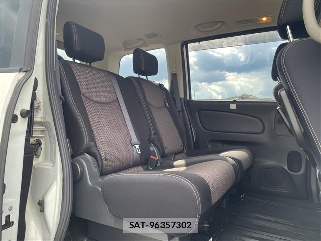 Nissan SERENA 2014 8671780-9