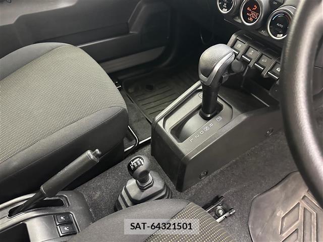Suzuki JIMNY SIERRA 2021 8700432-18