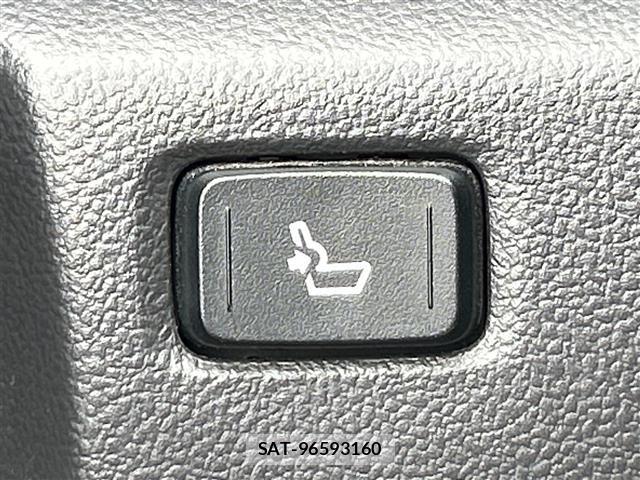 Toyota C-HR 2018 8684631-1