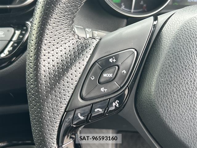 Toyota C-HR 2018 8684631-12