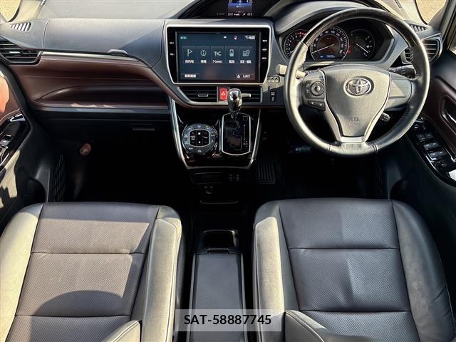 Toyota ESQUIRE 2018 8908783-16