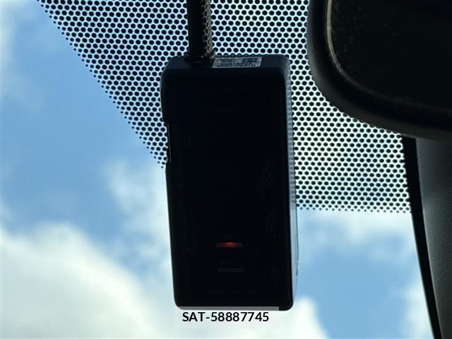 Toyota ESQUIRE 2018 8908783-3