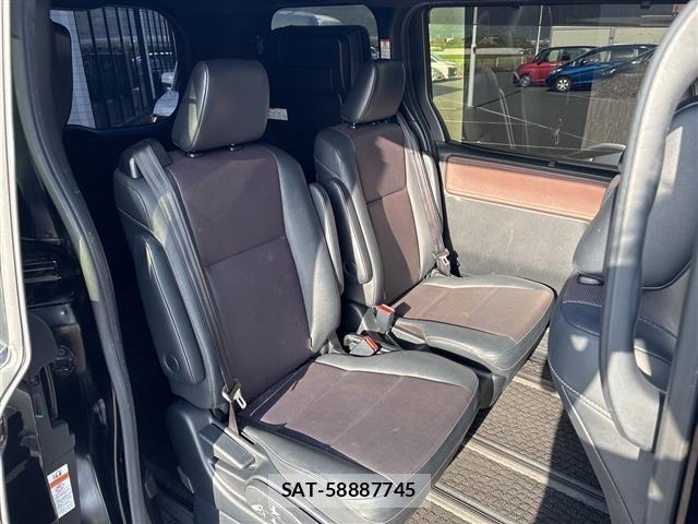 Toyota ESQUIRE 2018 8908783-6