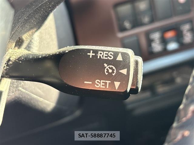 Toyota ESQUIRE 2018 8908783-9