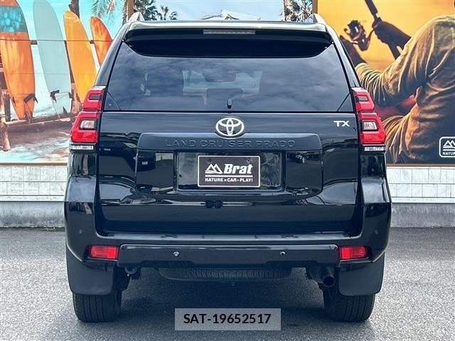 Toyota LAND CRUISER PRADO 2023 8907379-4