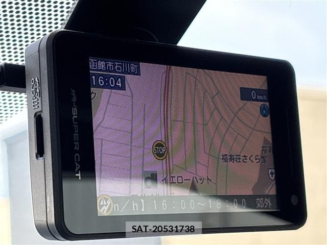 Toyota COROLLA CROSS 2024 8906488-9