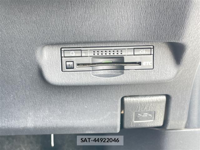 Toyota PRIUS PHV 2015 8915729-1