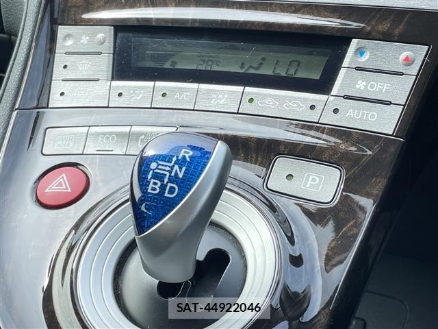 Toyota PRIUS PHV 2015 8915729-3