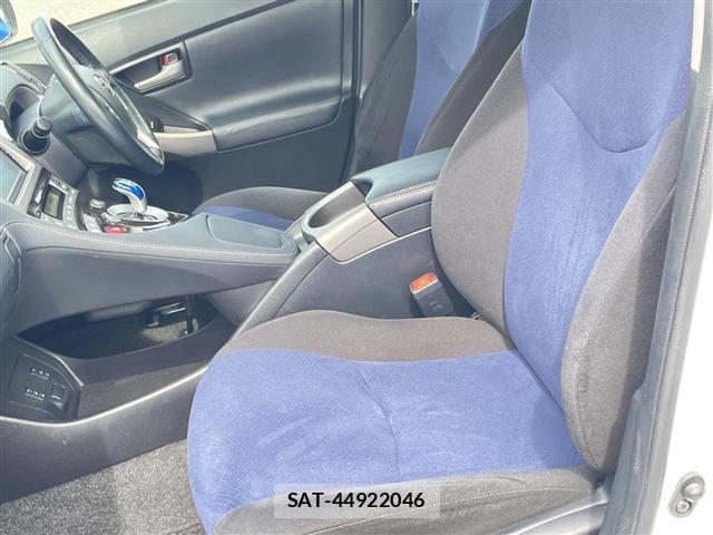Toyota PRIUS PHV 2015 8915729-8
