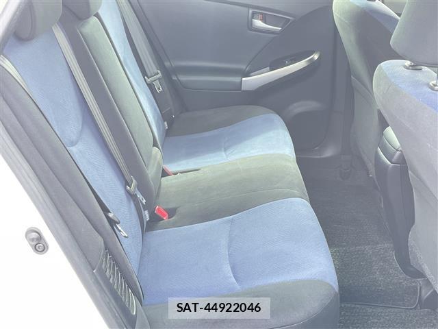 Toyota PRIUS PHV 2015 8915729-9