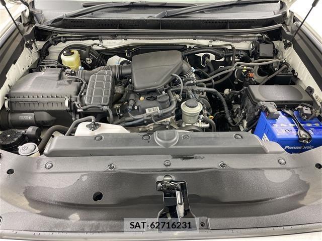 Toyota LAND CRUISER PRADO 2017 8907380-19