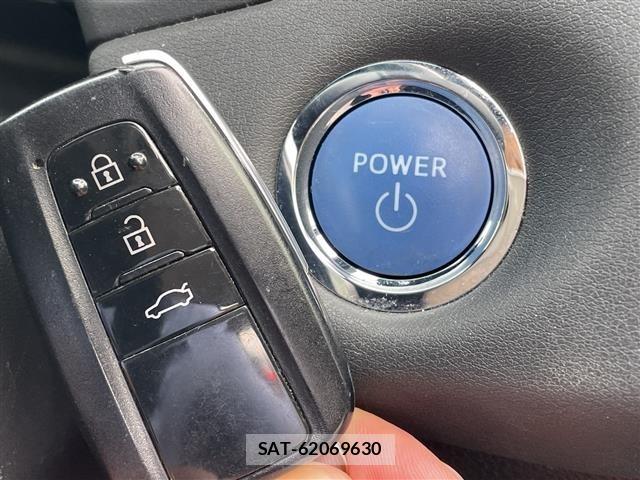 Toyota CROWN 2019 8680533-10