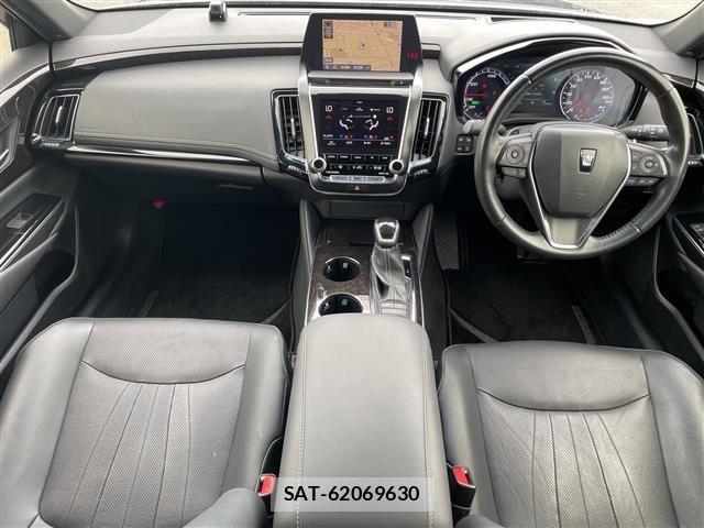 Toyota CROWN 2019 8680533-14