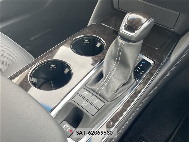 Toyota CROWN 2019 8680533-8