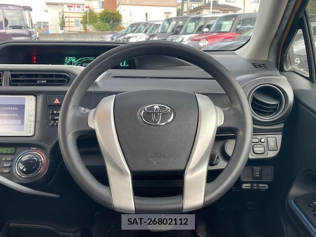 Toyota AQUA 2013 8705654-18