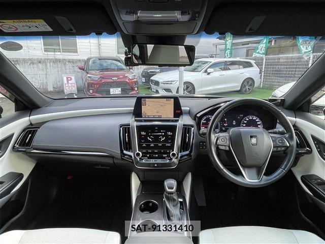 Toyota CROWN 2018 8680534-15